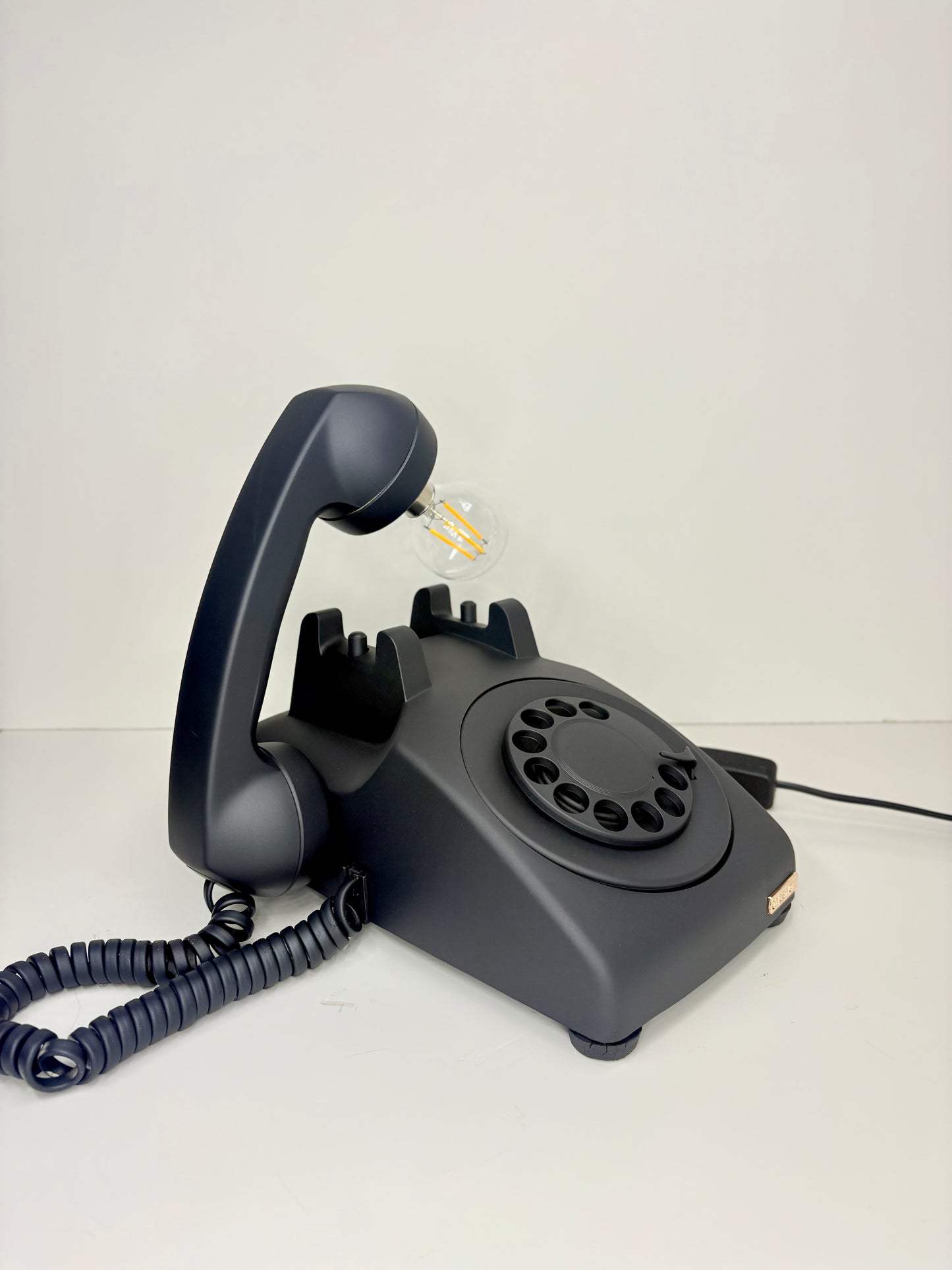Teléfono Negro