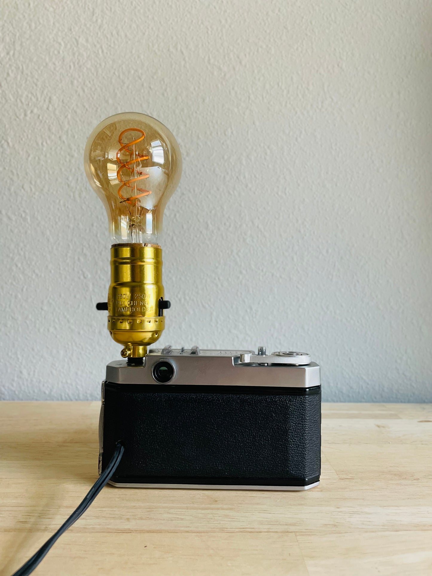 35 Petri Camera