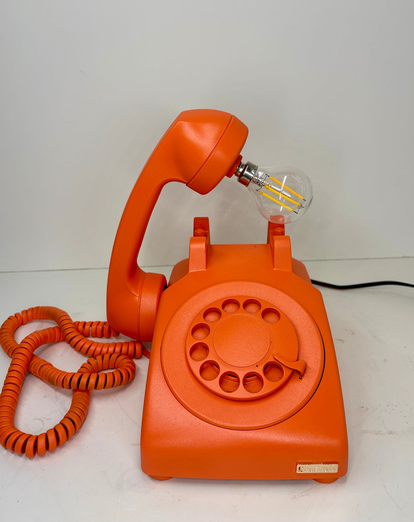 Teléfono Naranja