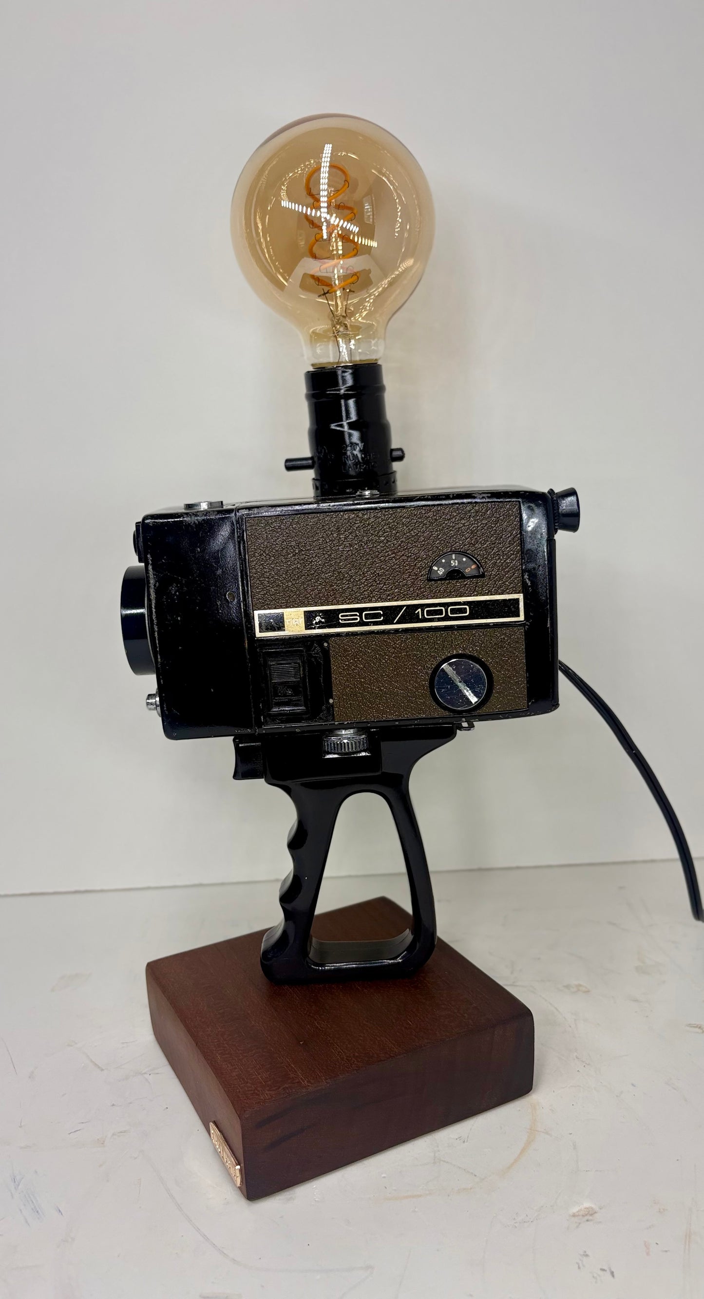 GAF SC/100 Super 8