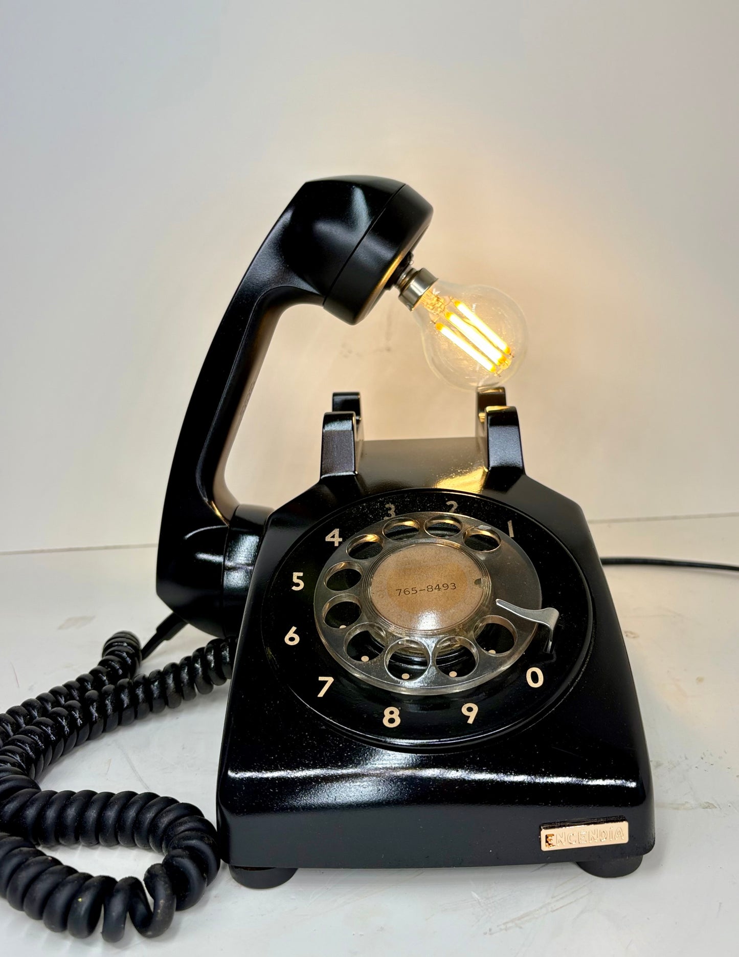 Teléfono Negro