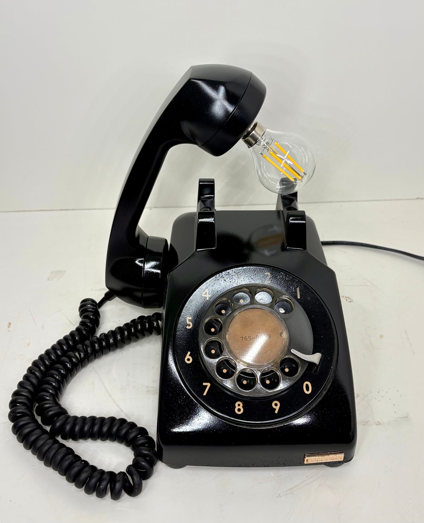 Teléfono Negro
