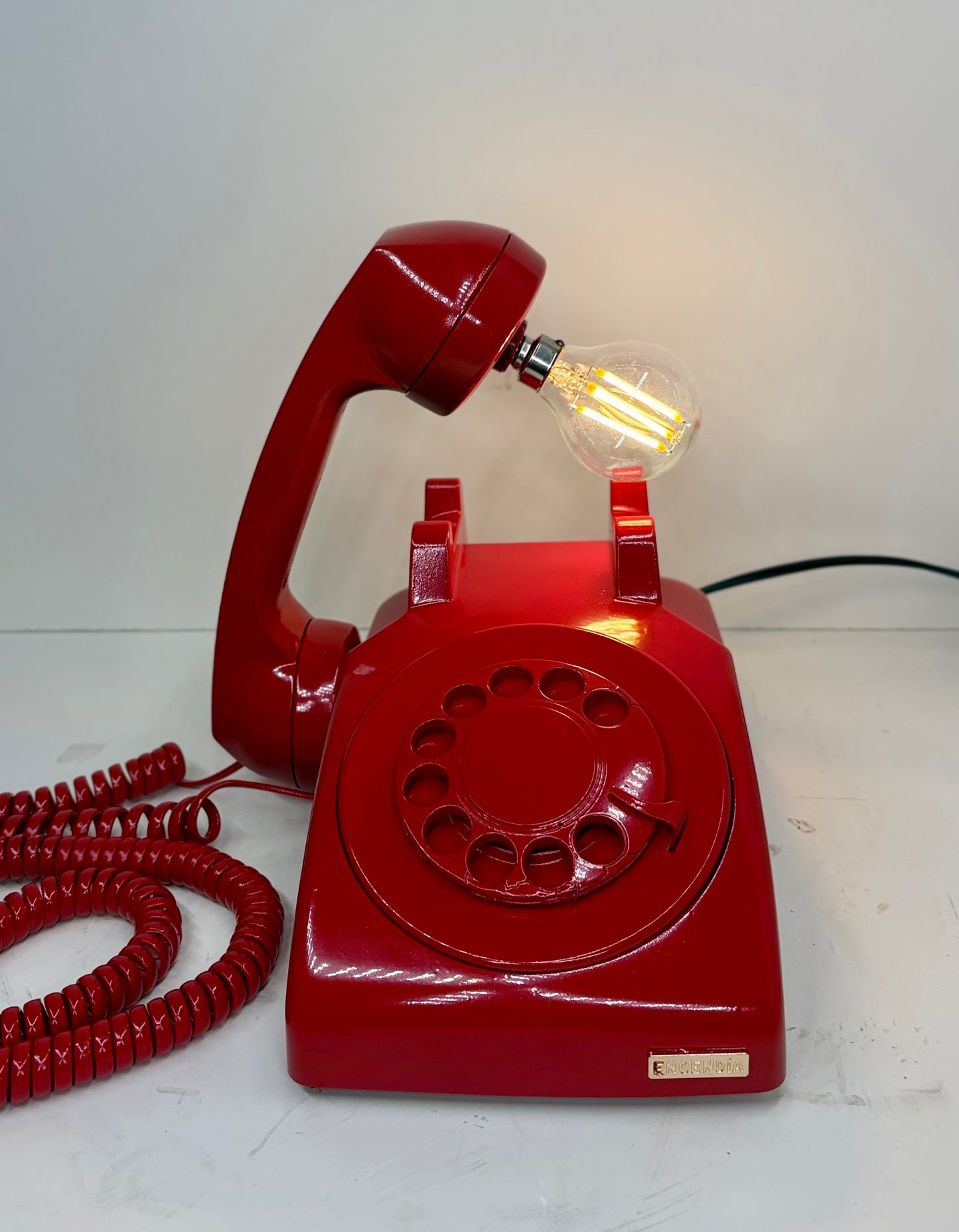 Teléfono Rojo
